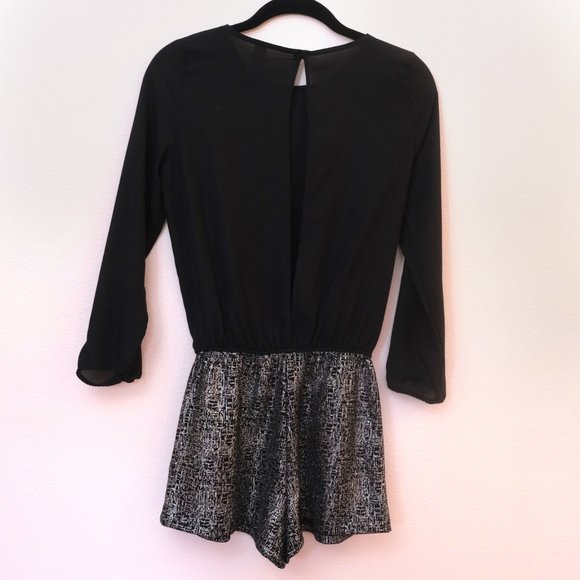 NEW Design Lab Playsuit Short Size XS - Picture 6 of 6